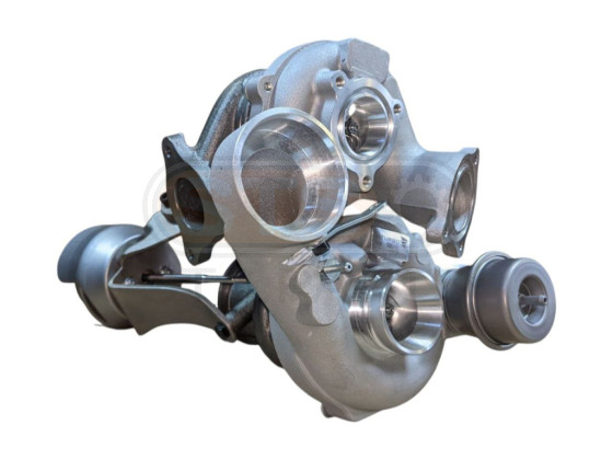 Turbine (turbolader) Bi-Turbo zusammengestellt