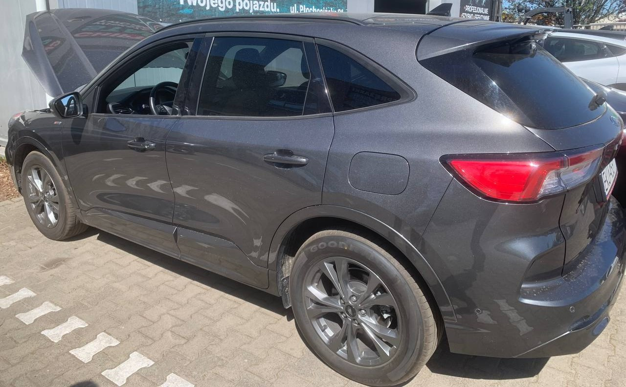 Ford Kuga MHEV does not charge the battery: diagnostics and repair of the 48V system