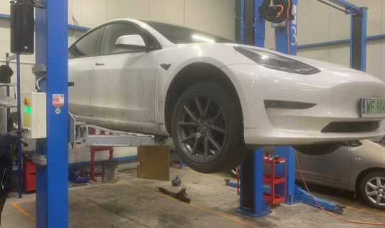 Tesla Model 3: desactivación del modo de potencia limitada (limp mode)