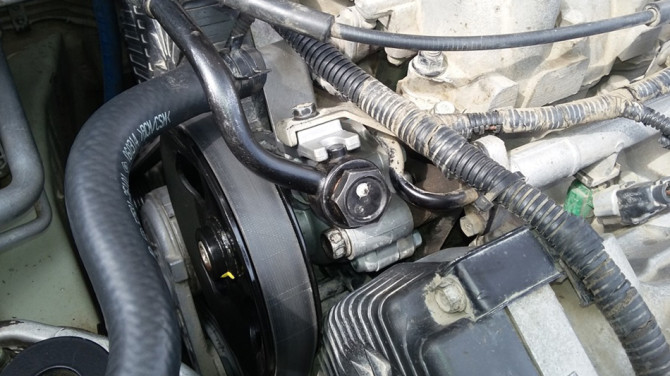 What to Know When Replacing Power Steering Pumps